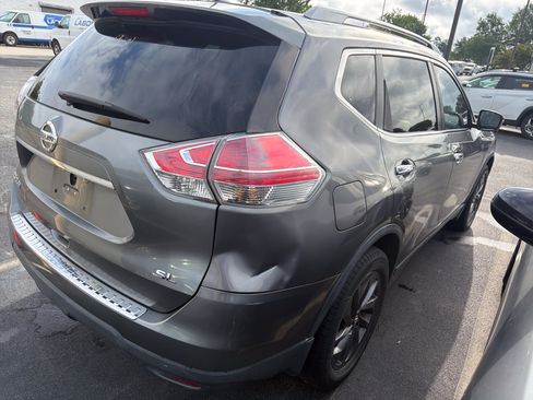 Used 2016 Nissan Rogue SL FWD image 10