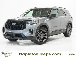 Used 2025 Ford Explorer ST-Line w/ ST-Line Street Pack video 1