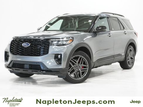 Used 2025 Ford Explorer ST-Line w/ ST-Line Street Pack image 1