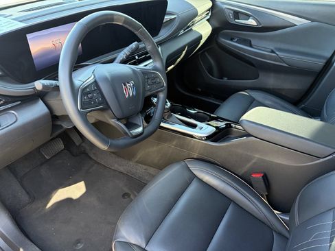Used 2025 Buick Envista Preferred FWD image 12