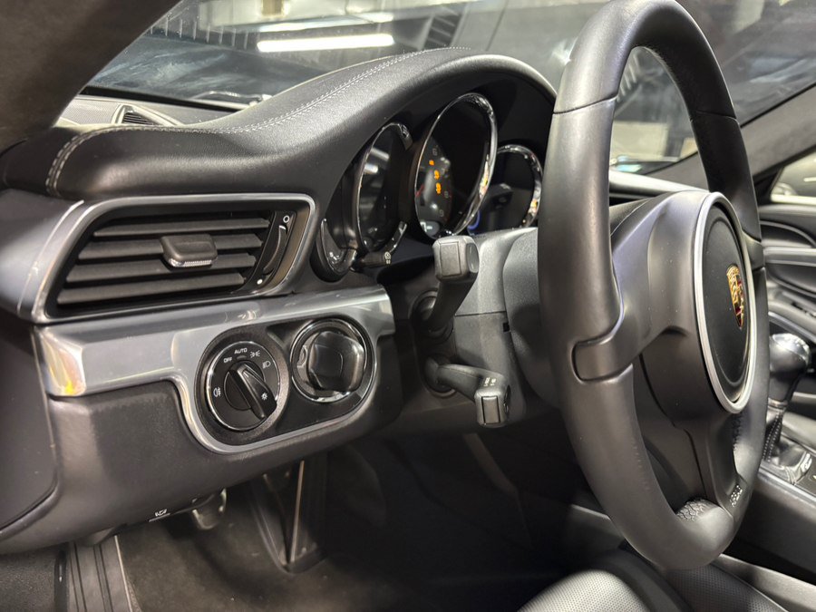 Used 2013 Porsche 911 Carrera 4S AWD/4WD image 26