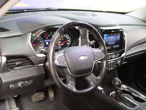 Used 2021 Chevrolet Traverse Premier w/ Redline Edition AWD/4WD image 14