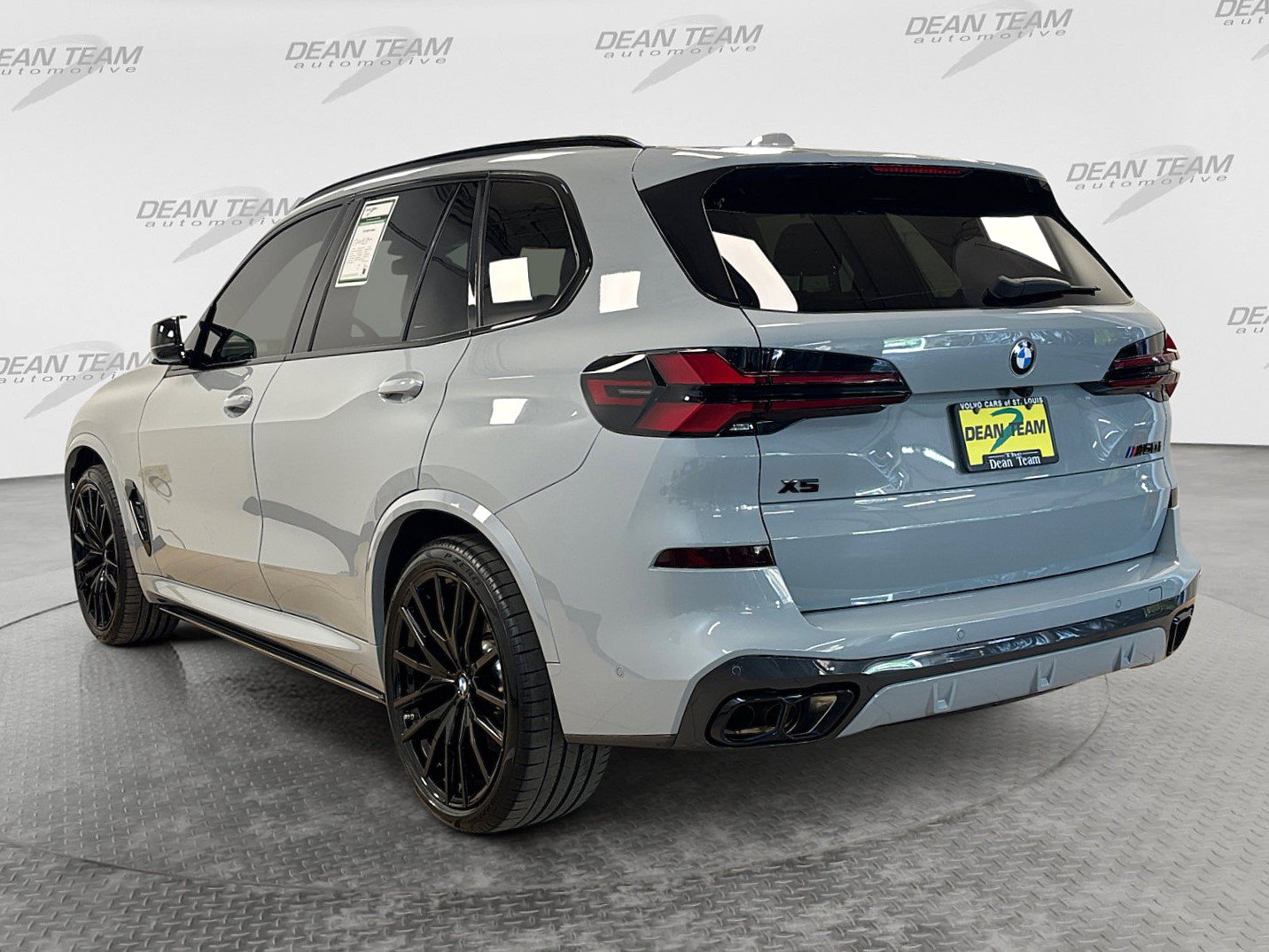 Used 2025 BMW X5 M60i AWD/4WD image 6