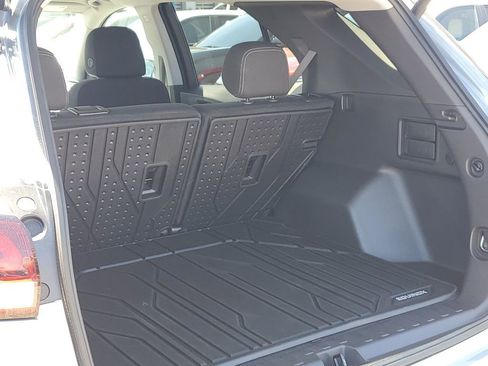 Certified 2024 Chevrolet Equinox LT w/ LPO, Floor Liner Package FWD image 32