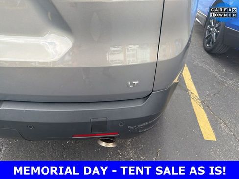 Used 2018 Chevrolet Traverse LT FWD image 4