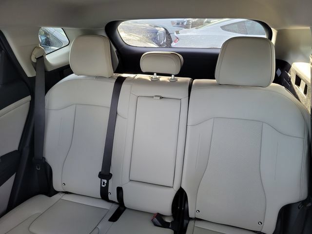 Used 2025 Kia Sportage EX FWD image 10