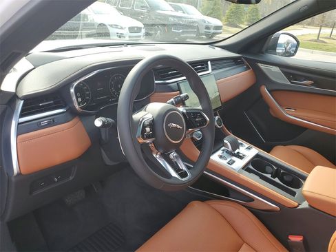 New 2026 Jaguar F-PACE R-Dynamic S image 14