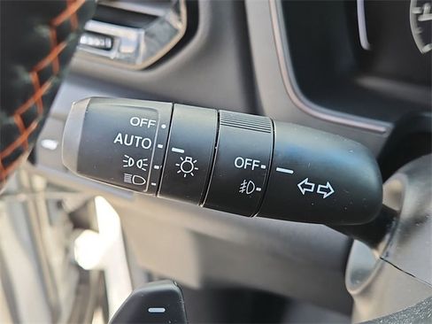 Used 2023 Honda Pilot TrailSport image 23