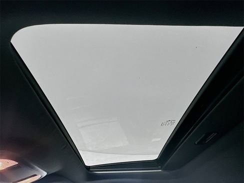 Used 2022 Dodge Durango SXT w/ Blacktop Package image 21