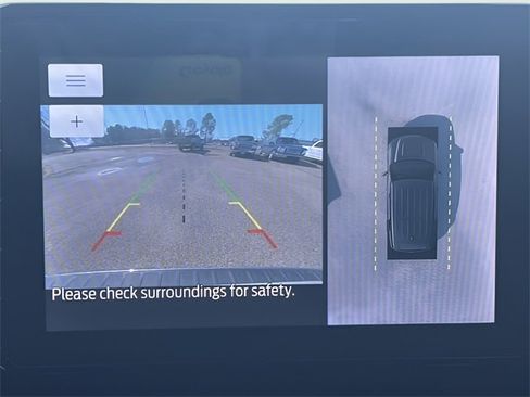 Used 2022 Ford Explorer Limited w/ Equipment Group 301A image 28