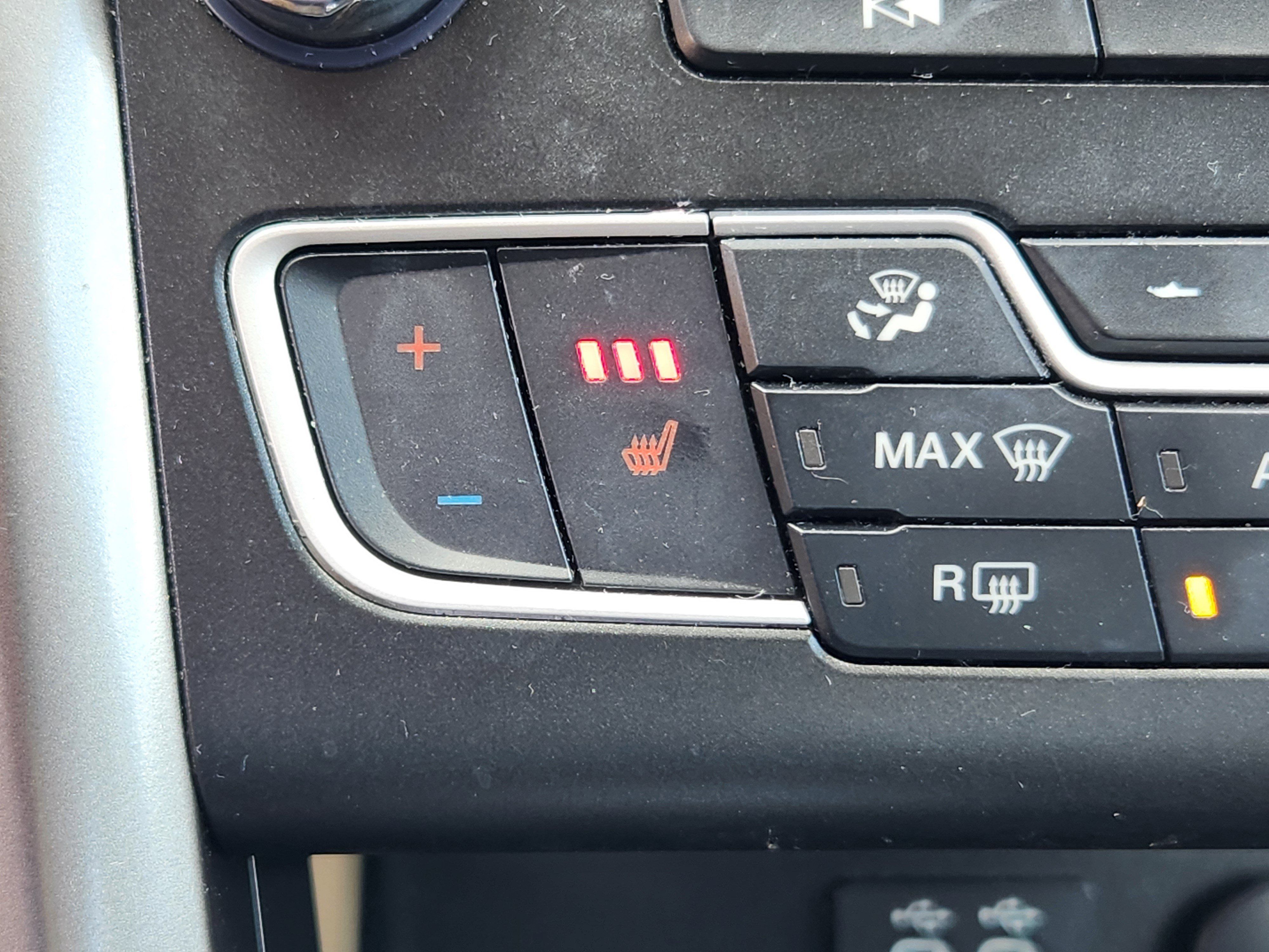 Used 2019 Ford Fusion SEL FWD image 15