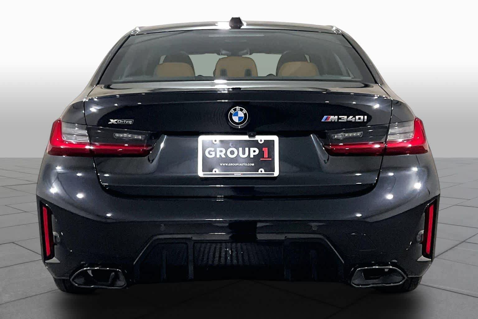 Used 2025 BMW M340i xDrive w/ Premium Package AWD/4WD image 4