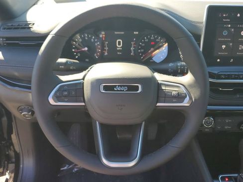 New 2026 Jeep Compass Latitude image 28