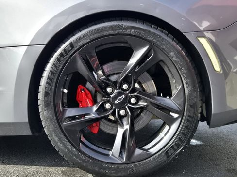 Used 2022 Chevrolet Camaro SS image 7