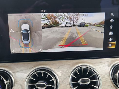 Used 2021 Mercedes-Benz E 450 Cabriolet image 17