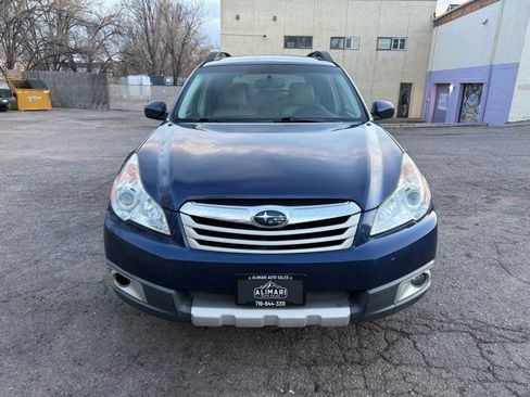 Used 2011 Subaru Outback 3.6R Limited w/ PWR Moonroof Pkg image 2