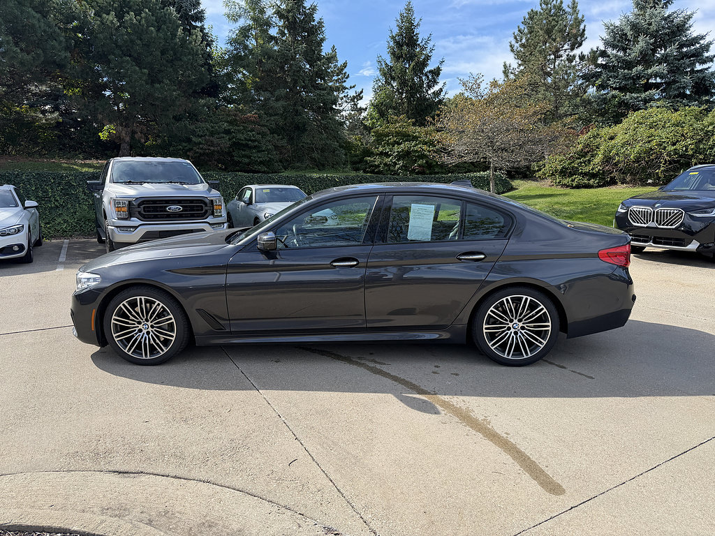 Used 2018 BMW 540i xDrive AWD/4WD image 2