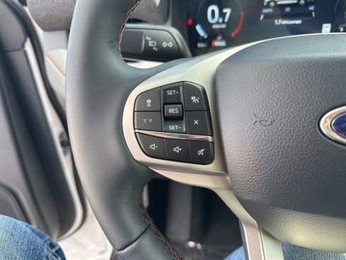 Used 2026 Ford Explorer Active image 18