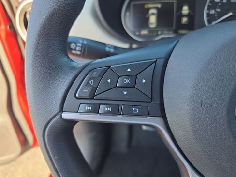 Used 2020 Nissan Versa SV image 20