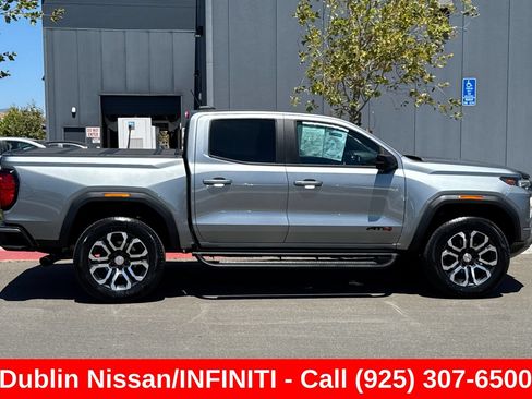 Used 2024 GMC Canyon AT4 w/ AT4 Premium Package AWD/4WD image 3