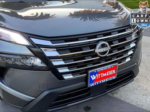 Used 2024 Nissan Rogue SV image 29