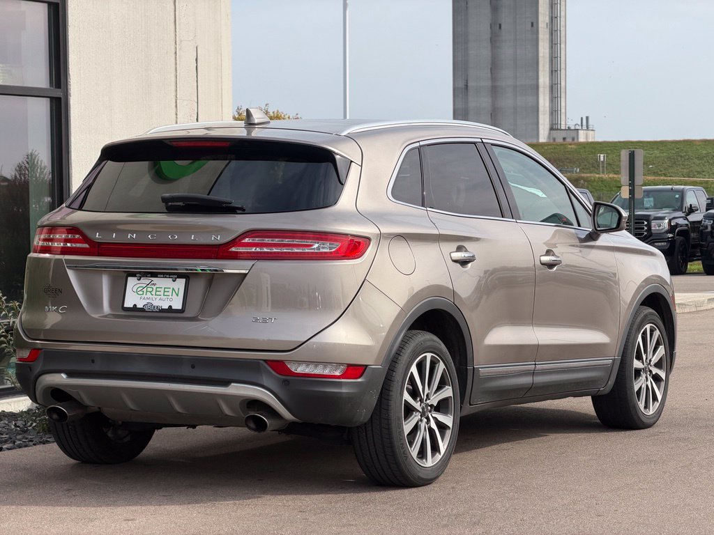 Used 2019 Lincoln MKC Reserve AWD/4WD image 2