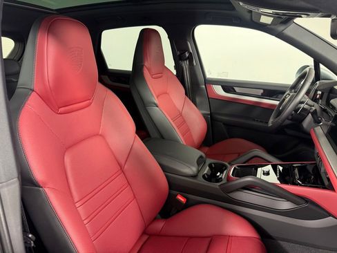 Certified 2026 Porsche Cayenne S image 16