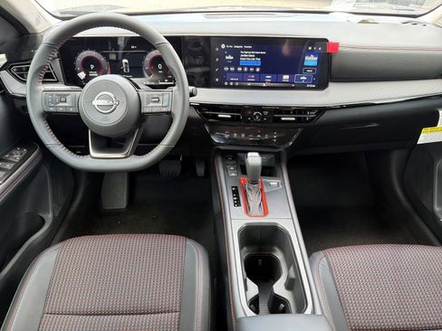 New 2026 Nissan Kicks SR FWD image 2