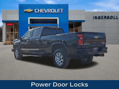 Used 2025 Chevrolet Silverado 3500 High Country AWD/4WD image 25