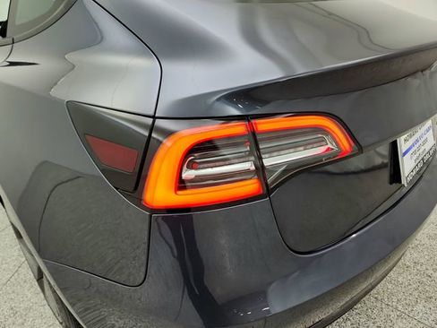 Used 2021 Tesla Model 3 Long Range image 30