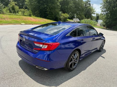 Used 2019 Honda Accord Sport image 7