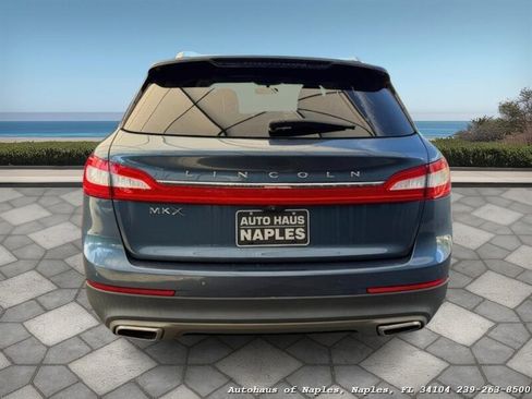 Used 2018 Lincoln MKX Reserve image 9
