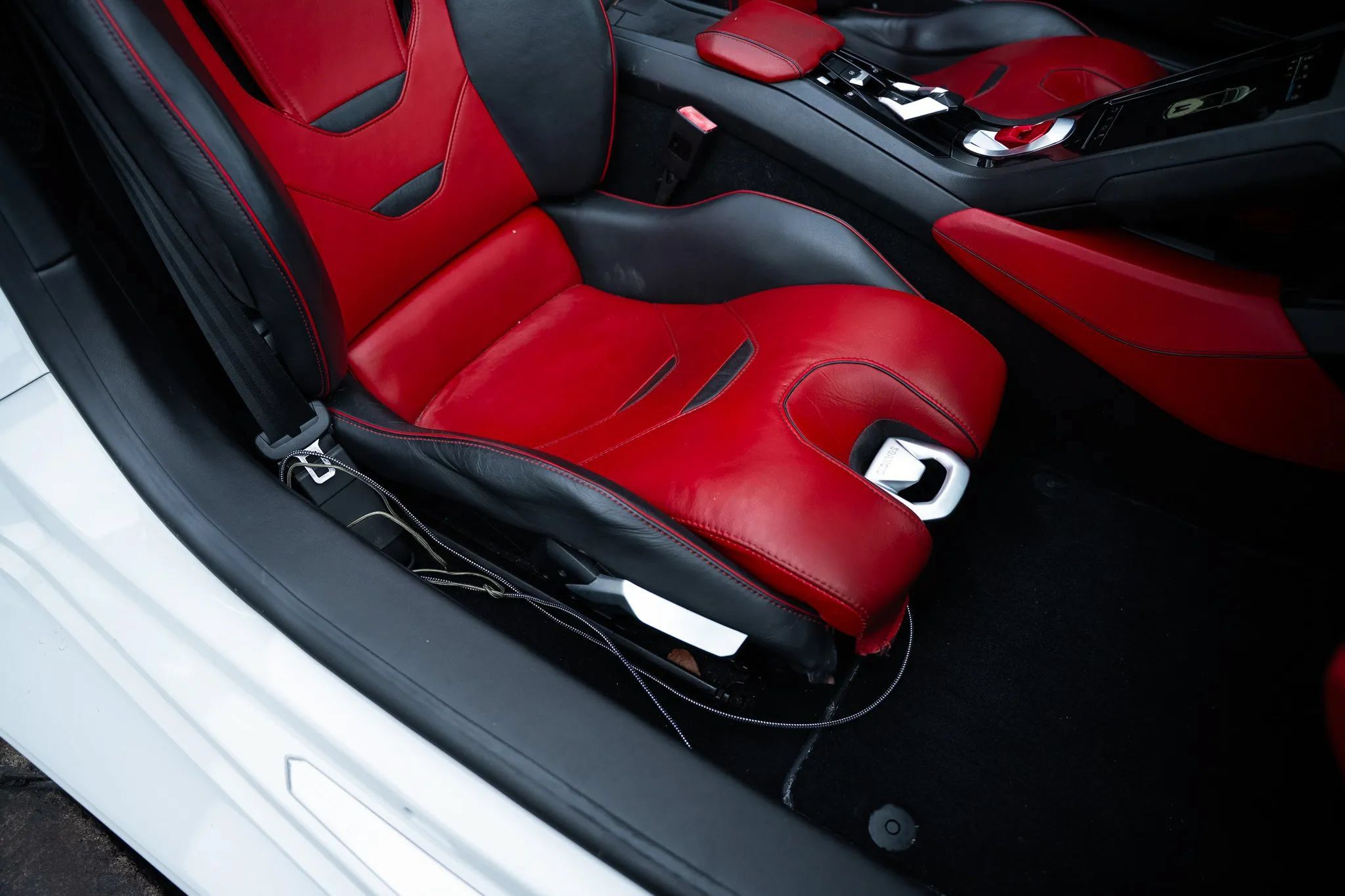 Used 2021 Lamborghini Huracan EVO RWD image 15