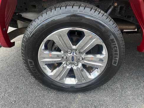 Used 2018 Ford F150 Lariat w/ Equipment Group 502A Luxury AWD/4WD image 48