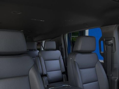 New 2026 Chevrolet Suburban LT image 24