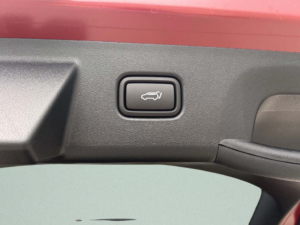 Certified 2025 Hyundai Tucson Limited AWD/4WD image 16
