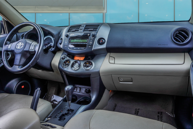 Used 2011 Toyota RAV4 Limited w/ Limited Extra Value Pkg FWD image 23