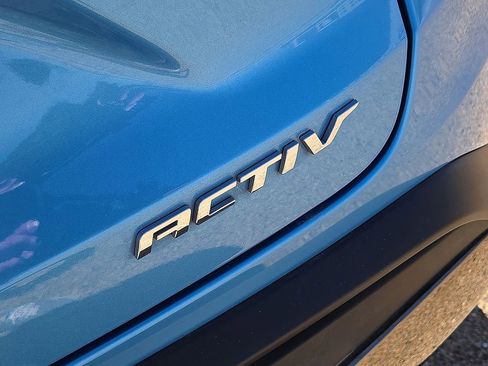 Used 2025 Chevrolet Trax ACTIV image 13