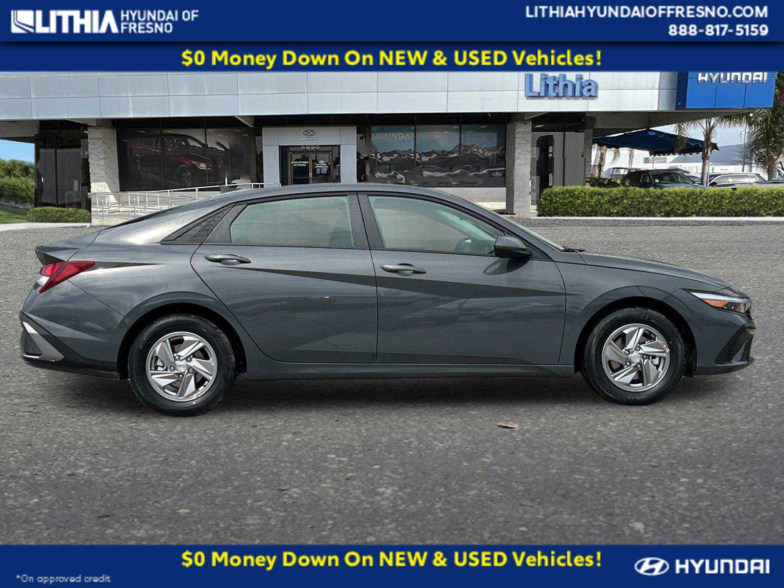 New 2025 Hyundai Elantra SE FWD image 8