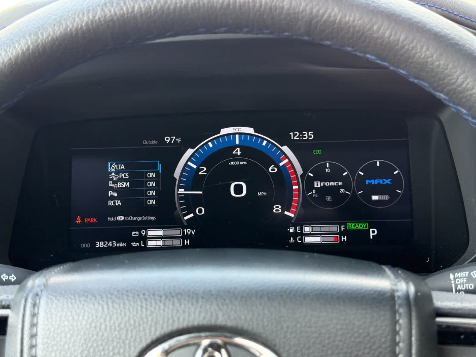 Used 2023 Toyota Sequoia Platinum AWD/4WD image 26