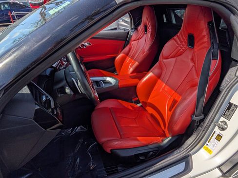 Used 2020 BMW Z4 sDrive30i w/ Convenience Package image 10