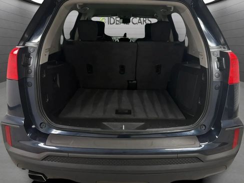 Used 2017 GMC Terrain SLE FWD image 18
