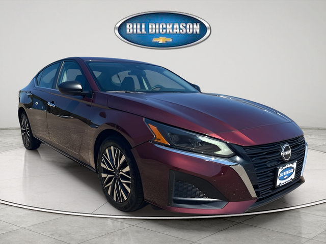Used 2025 Nissan Altima 2.5 SV FWD image 1