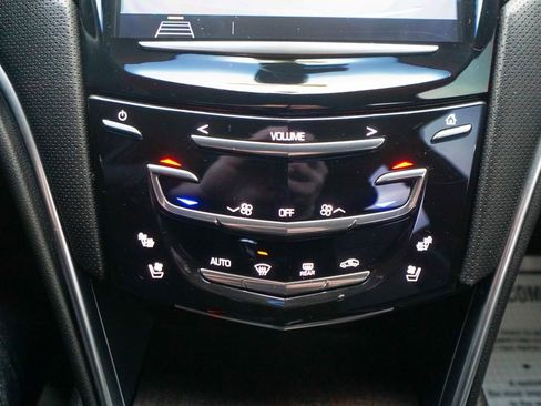 Used 2018 Cadillac XTS Luxury image 24