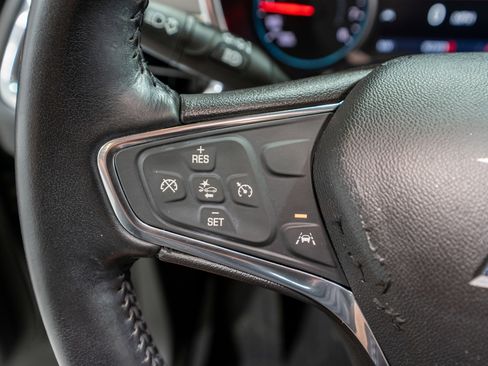 Used 2020 Chevrolet Equinox Premier image 25