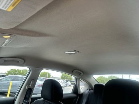 Used 2017 Nissan Sentra SV image 22