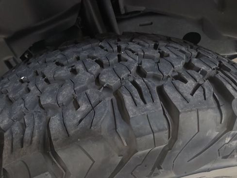 Used 2025 Jeep Wrangler Unlimited Rubicon 4xe w/ Safety Group AWD/4WD image 12