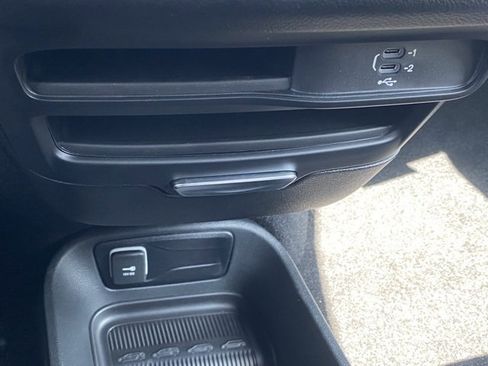 New 2026 Chrysler Voyager LX image 24