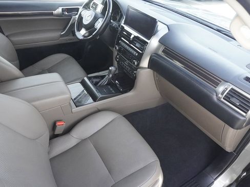 Used 2023 Lexus GX 460 Luxury image 22