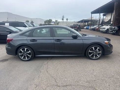 Used 2025 Honda Civic Sport image 4